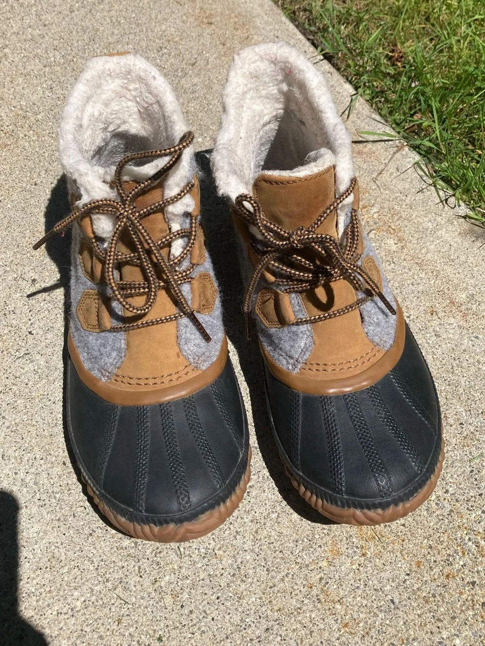 Sorel Out N About Rubber Duck Boots Winter Boots Grey Black Size 8.5